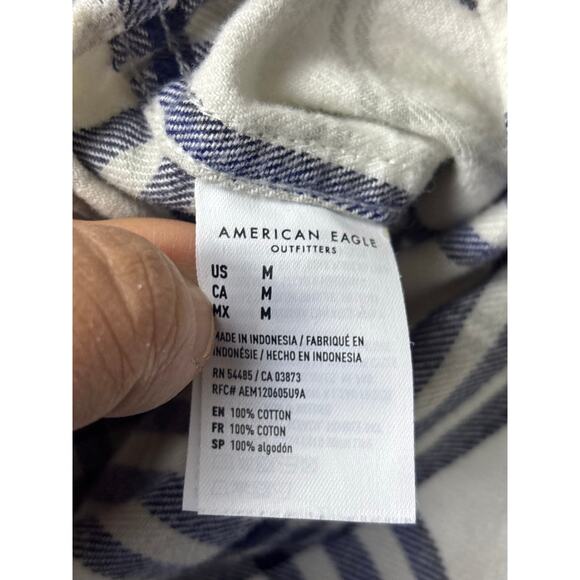 American Eagle Men’s Plaid Flannel Shirt Blue White Long Sleeve Size M Cotton - Picture 6 of 7